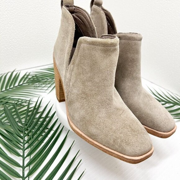Jeffrey Campbell Cromwell Size 6.5 Suede Grey Cut Out Western Ankle Cutout Boot - Picture 4 of 14